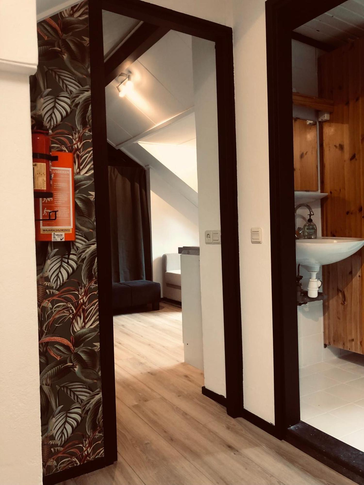 Zen Retreat - Free Private Parking! Appartement Enschede Buitenkant foto
