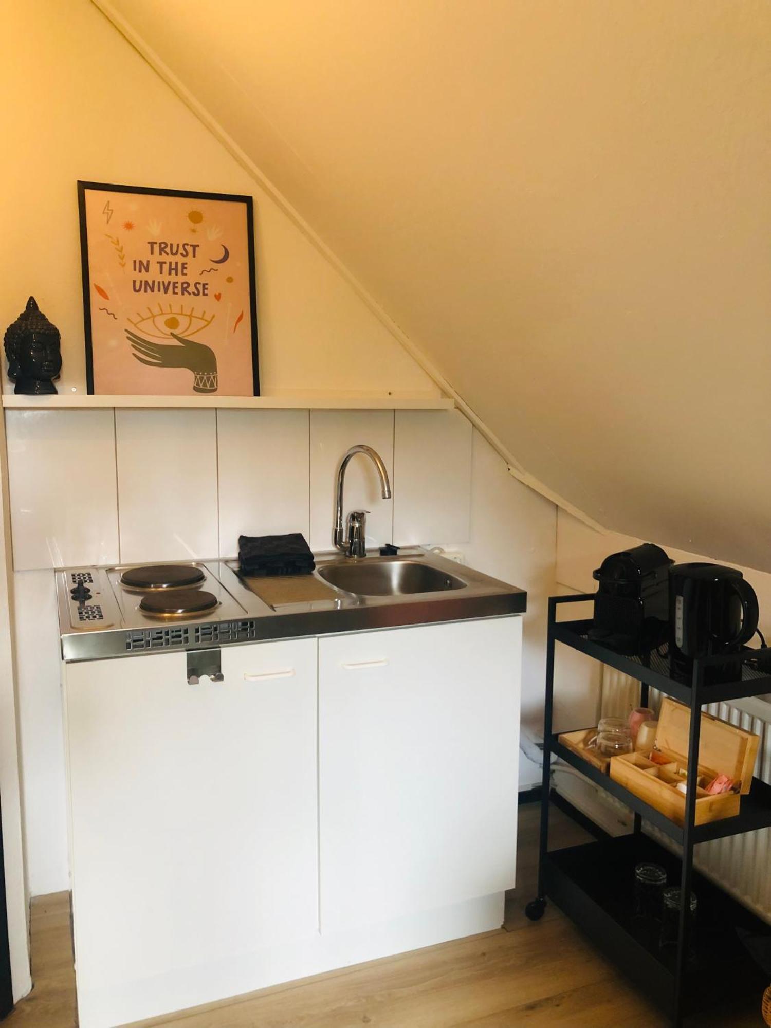 Zen Retreat - Free Private Parking! Appartement Enschede Buitenkant foto