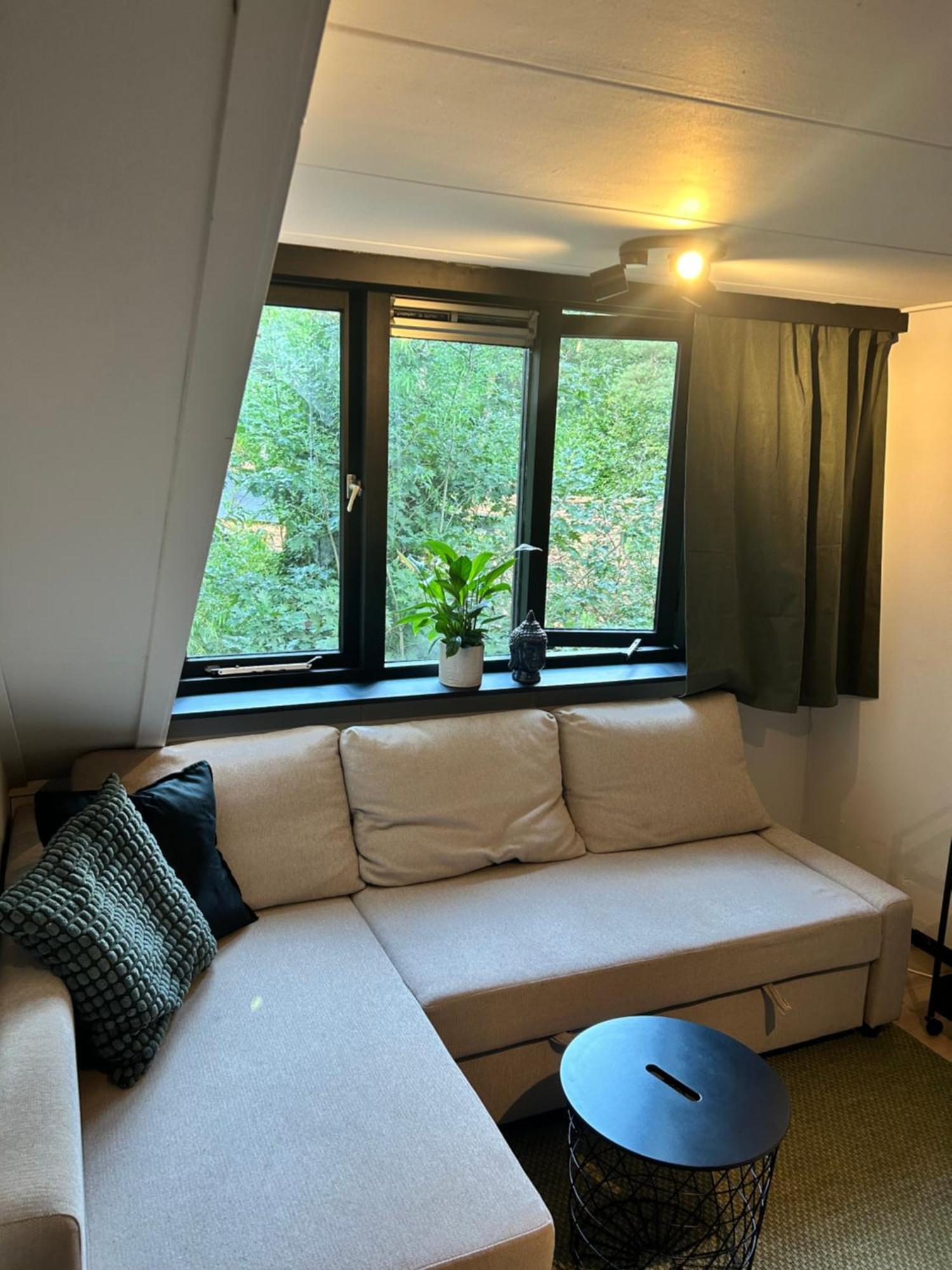 Zen Retreat - Free Private Parking! Appartement Enschede Buitenkant foto