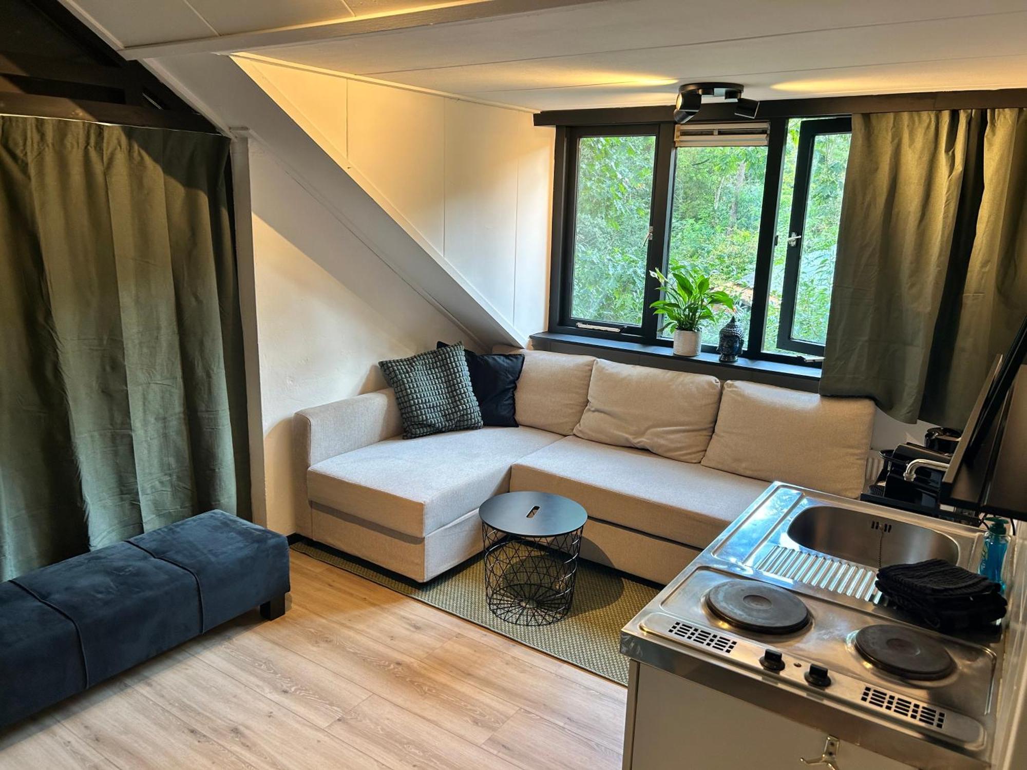 Zen Retreat - Free Private Parking! Appartement Enschede Buitenkant foto